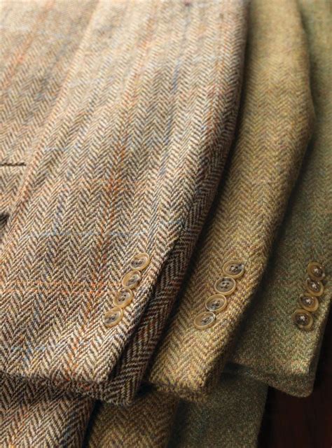 Wool tweed & gold